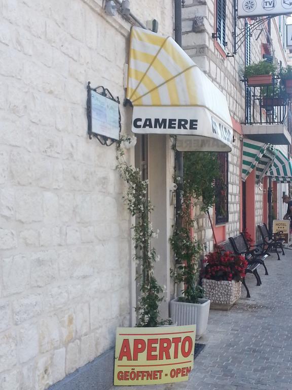 Camere Da Aldo In Centro 锡罗洛 外观 照片